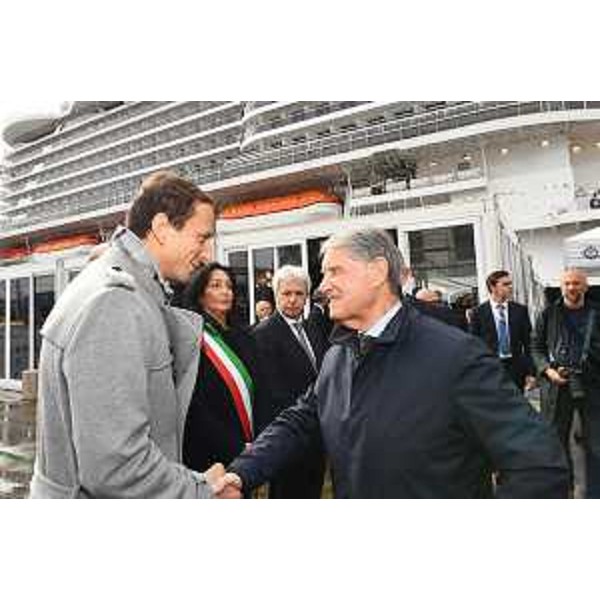 Fedriga con il presidente di Msc Gianluigi Aponte - Fedriga con il presidente di Msc Gianluigi Aponte