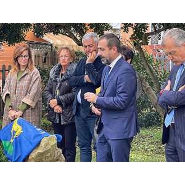 Un altro momento della cerimonia: Zanin è il primo da destra - Un altro momento della cerimonia: Zanin è il primo da destra