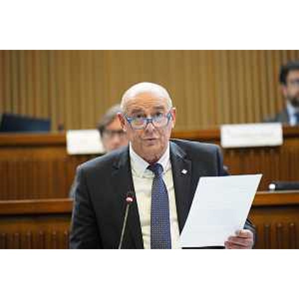 Il primo firmatario della pdl, Lorenzo Tosolini (Lega) - Il primo firmatario della pdl, Lorenzo Tosolini (Lega)