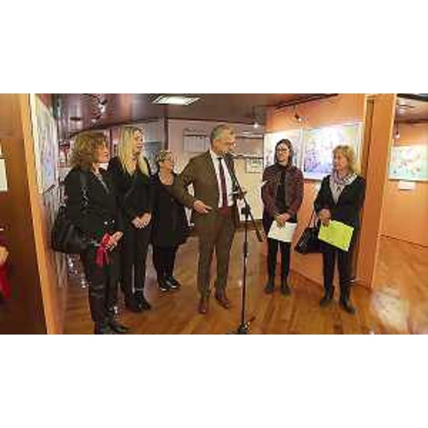 Loredana e Daniela Marangone, Lucia Zamburlini, il presidente Piero Mauro Zanin, Elena Ponte, Gabriella Sartor Zanzotto - Loredana e Daniela Marangone, Lucia Zamburlini, il presidente Piero Mauro Zanin, Elena Ponte, Gabriella Sartor Zanzotto