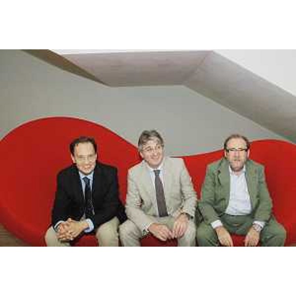 Luca Ciriani (Vicepresidente FVG e Assessore regionale Attività produttive), Renzo Tondo (Presidente Friuli Venezia Giulia) e Loris Tramontin (Responsabile Azalea Promotion) alla presentazione del calendario degli spettacoli estivi previsti in regione. (Udine 10/07/08) 