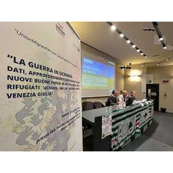 L'assessore regionale all'Immigrazione Pierpaolo Roberti al convegno promosso dall'Anolf a Trieste sull'emergenza Ucraina - L'assessore regionale all'Immigrazione Pierpaolo Roberti al convegno promosso dall'Anolf a Trieste sull'emergenza Ucraina