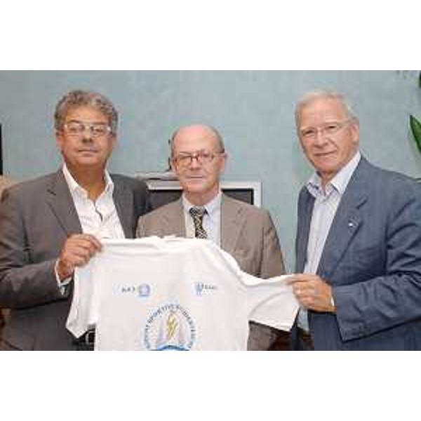 Roberto Antonaz (Assessore regionale Sport), Ugo Panetta (Dirigente scolastico FVG) ed Emilio Felluga (Presidente regionale CONI) alla presentazione delle finali nazionali dei Giochi sportivi studenteschi di Lignano Sabbiadoro. (Udine 17/09/07)