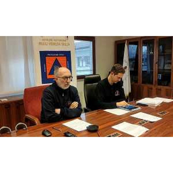 Il vicegovernatore con delega alla Protezione civile del Friuli Venezia Giulia, Riccardo Riccardi, al tavolo inter-istituzionale. - Il vicegovernatore con delega alla Protezione civile del Friuli Venezia Giulia, Riccardo Riccardi, al tavolo inter-istituzionale.