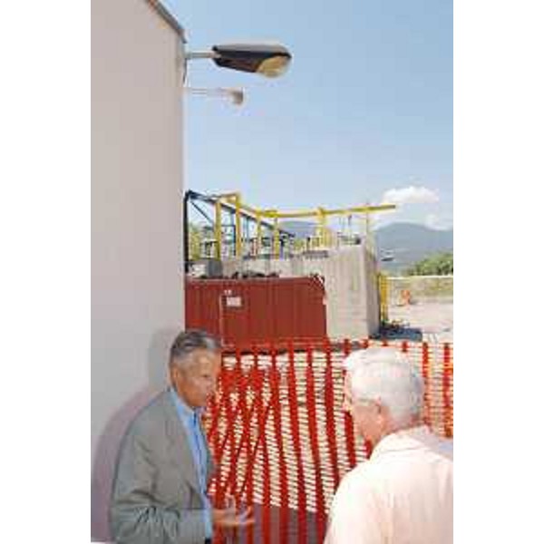 Riccardo Illy (Presidente Regione Friuli Venezia Giulia) e Mauro Saro (ex Direttore Cartiera Burgo) visitano cantiere per nuovo depuratore