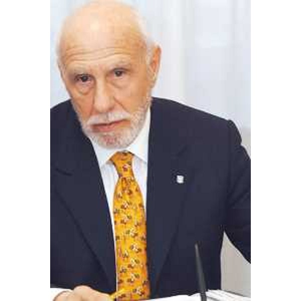 Augusto Antonucci, Assessore regionale Risorse economiche e finanziarie.