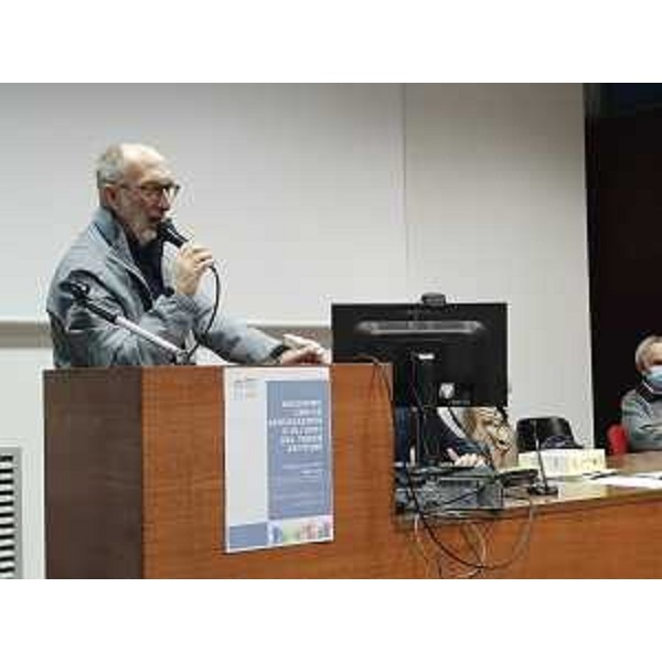 Il vicegovernatore con delega alla Salute Riccardo Riccardi interviene all'incontro organizzato in occasione della Giornata mondiale del volontariato - Il vicegovernatore con delega alla Salute Riccardo Riccardi interviene all'incontro organizzato in occasione della Giornata mondiale del volontariato