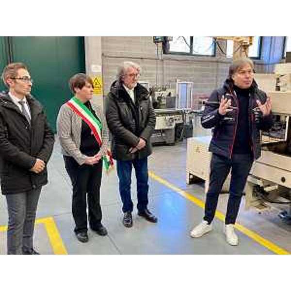 L'assessore Sergio Emidio Bini intervenuto all'inaugurazione della nuova fabbrica dI Eurolls Spa a Resia - L'assessore Sergio Emidio Bini intervenuto all'inaugurazione della nuova fabbrica dI Eurolls Spa a Resia