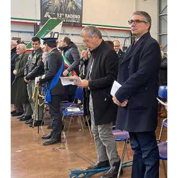 L'assessore regionale Perpaolo Roberti. Accanto, alla sinistra della foto, il presidente del Consiglio regionale Piero Mauro Zanin - L'assessore regionale Perpaolo Roberti. Accanto, alla sinistra della foto, il presidente del Consiglio regionale Piero Mauro Zanin