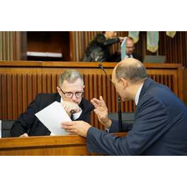 L'assessore Fvg alle Risorse agricole, Stefano Zannier, con Cristian Sergo (M5S) - L'assessore Fvg alle Risorse agricole, Stefano Zannier, con Cristian Sergo (M5S)