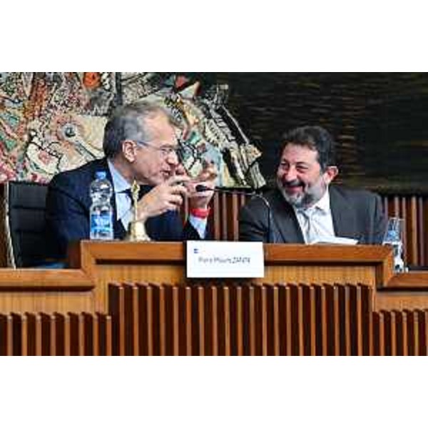 Il presidente del Cr Fvg, Piero Mauro Zanin, con il segretario generale Stefano Patriarca - Il presidente del Cr Fvg, Piero Mauro Zanin, con il segretario generale Stefano Patriarca