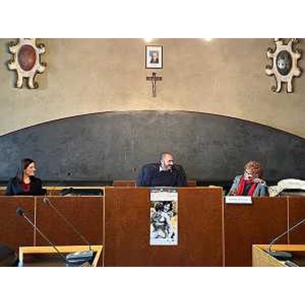 L'assessore regionale alla Cultura, Tiziana Gibelli con il sindaco Roberto Revelant e l'assessore alla Cultura dell'Amministrazione gemonese, Flavia Virilli. - L'assessore regionale alla Cultura, Tiziana Gibelli con il sindaco Roberto Revelant e l'assessore alla Cultura dell'Amministrazione gemonese, Flavia Virilli.