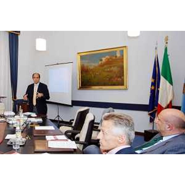 Josep Ejarque (Direttore Turismo Friuli Venezia Giulia) alla giunta. (Trieste 21/07/06)