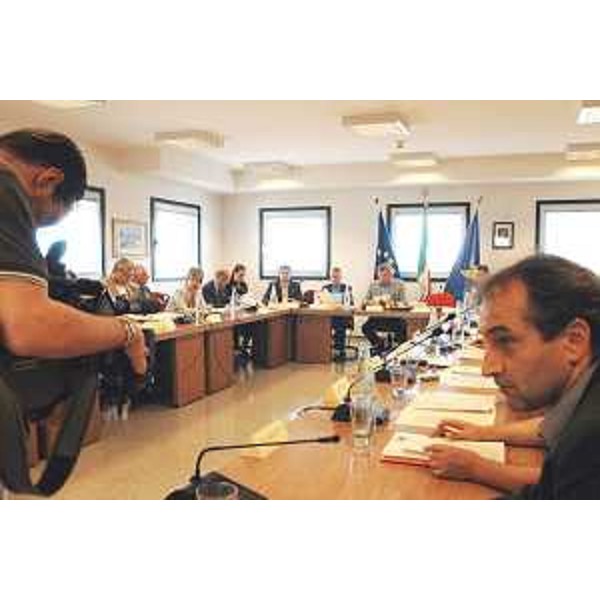 Michela Del Piero (Assessore regionale Finanze), Franco Iacop (Assessore regionale Autonomie locali), Riccardo Illy (Presidente Friuli Venezia Giulia) e Giorgio Brandolin (Presidente Assemblea Autonomie locali) all'Assemblea delle Autonomie locali a Udine. (Udine 27/07/04)