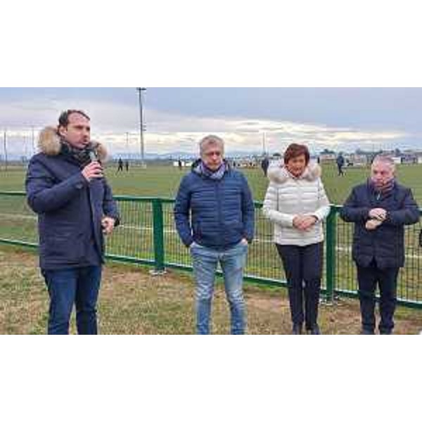 Il giornalista Massimo Radina (primo da sinistra) accanto al presidente Zanin e ai sindaci Viscardis e D'Altilia - Il giornalista Massimo Radina (primo da sinistra) accanto al presidente Zanin e ai sindaci Viscardis e D'Altilia