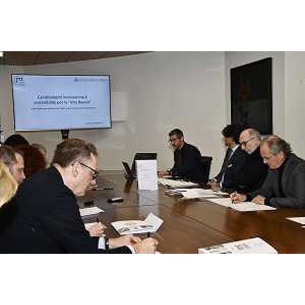 Il tavolo di presentazione del Bando welfare di comunità 2023 di Fondazione Friuli - Il tavolo di presentazione del Bando welfare di comunità 2023 di Fondazione Friuli 