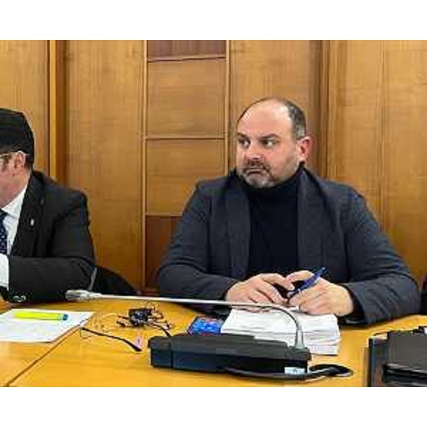 Diego Moretti (Pd) durante le audizioni in V Commissione consiliare - Diego Moretti (Pd) durante le audizioni in V Commissione consiliare