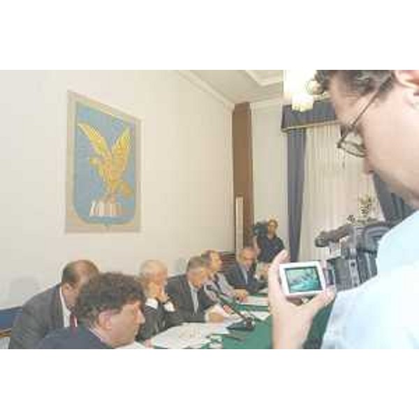 La conferenza stampa al termine della riunione di Giunta nella sede della Regione a Trieste. (Trieste 11/07/03)
