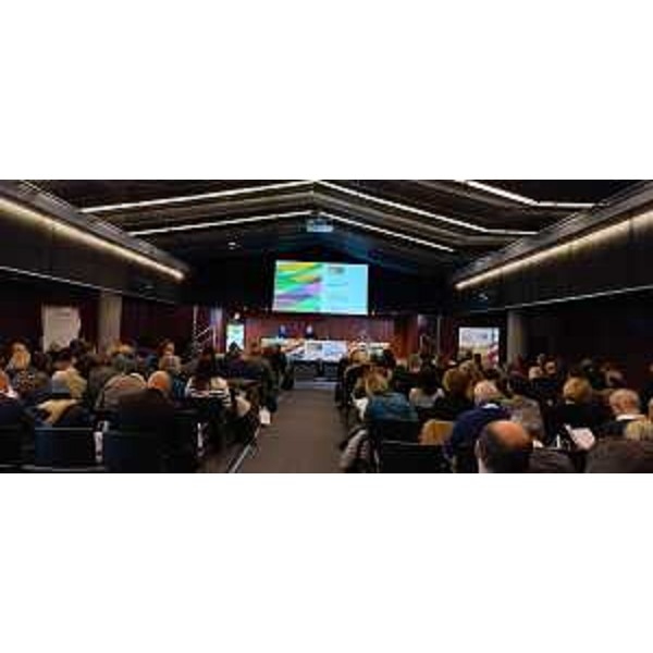 Il salone dello Skylevel di Feletto Umberto durante il congresso di Legacoop Fvg - Il salone dello Skylevel di Feletto Umberto durante il congresso di Legacoop Fvg