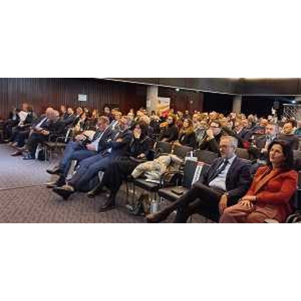 Le prime file all'auditorium di Feletto Umberto - Le prime file all'auditorium di Feletto Umberto