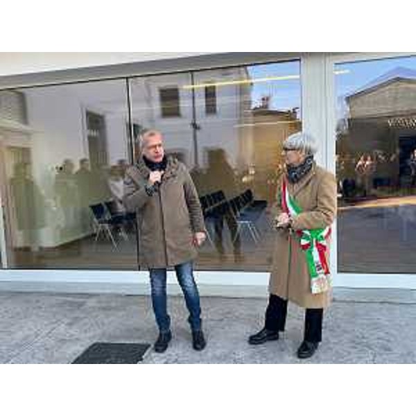 L'intervento del presidente del Cr Fvg, Piero Mauroz Zanin, insieme al sindaco Alma Concil - L'intervento del presidente del Cr Fvg, Piero Mauroz Zanin, insieme al sindaco Alma Concil