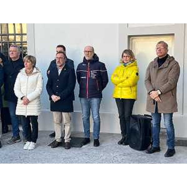 Le autorità intervenute alla cerimonia di Ragogna - Le autorità intervenute alla cerimonia di Ragogna