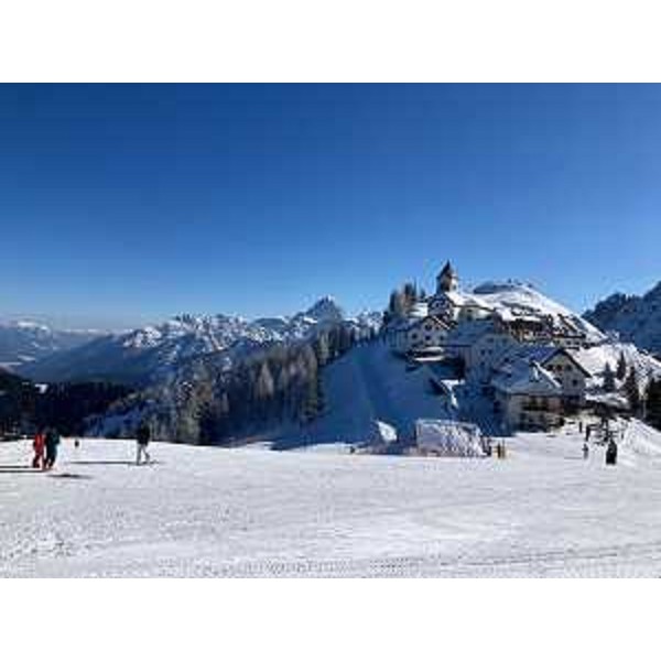 Sopralluogo dell'assessore regionale al Turismo Sergio Emidio Bini al polo sciistico del Lussari a Tarvisio - Sopralluogo dell'assessore regionale al Turismo Sergio Emidio Bini al polo sciistico del Lussari a Tarvisio