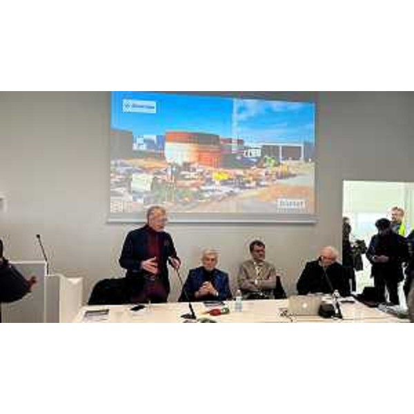 L'intervento del presidente del Cr Fvg, Piero Mauro Zanin - L'intervento del presidente del Cr Fvg, Piero Mauro Zanin