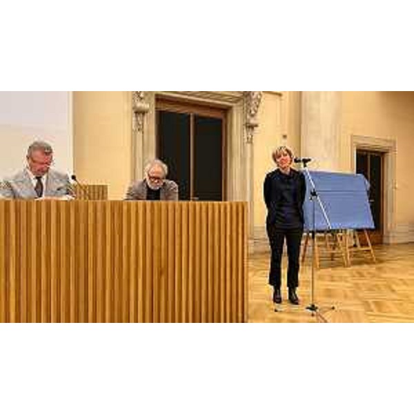 L'assessore Barbara Zilli interviene in Sala Ajace a Udine alla presentazione del libro "Quarant'anni di restauri nelle terre del Friuli" - L'assessore Barbara Zilli interviene in Sala Ajace a Udine alla presentazione del libro "Quarant'anni di restauri nelle terre del Friuli"