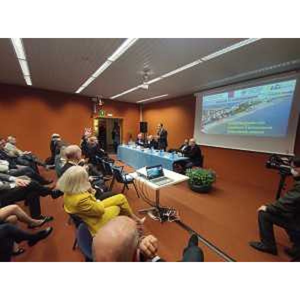 La conferenza stampa a Grado sull'accordo tra Protezione civile regionale e Università di Trieste per la salvaguardia della costa e della laguna - La conferenza stampa a Grado sull'accordo tra Protezione civile regionale e Università di Trieste per la salvaguardia della costa e della laguna