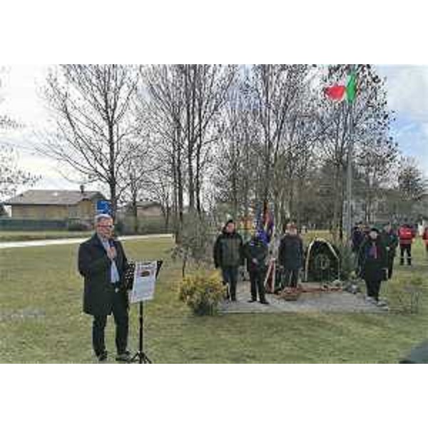 L'assessore regionale Stefano Zannier nel corso del suo intervento - L'assessore regionale Stefano Zannier nel corso del suo intervento
