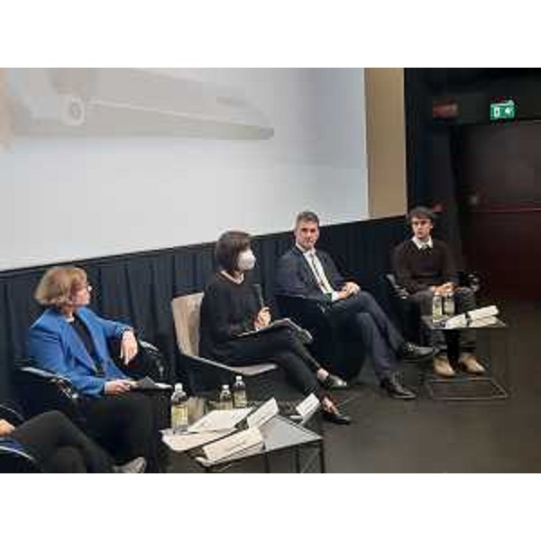 L'assessore regionale alla Formazione Alessia Rosolen durante l'incontro svoltosi a Udine - L'assessore regionale alla Formazione Alessia Rosolen durante l'incontro svoltosi a Udine