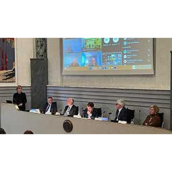 L'assessore alle Finanze Barbara Zilli interviene all'assemblea dei soci di Autovie Venete a Trieste - L'assessore alle Finanze Barbara Zilli interviene all'assemblea dei soci di Autovie Venete a Trieste