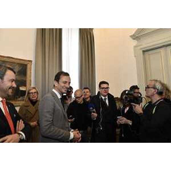 Il governatore Massimiliano Fedriga della Sala Jucci del Palazzo della Regione a Trieste - Il governatore Massimiliano Fedriga della Sala Jucci del Palazzo della Regione a Trieste