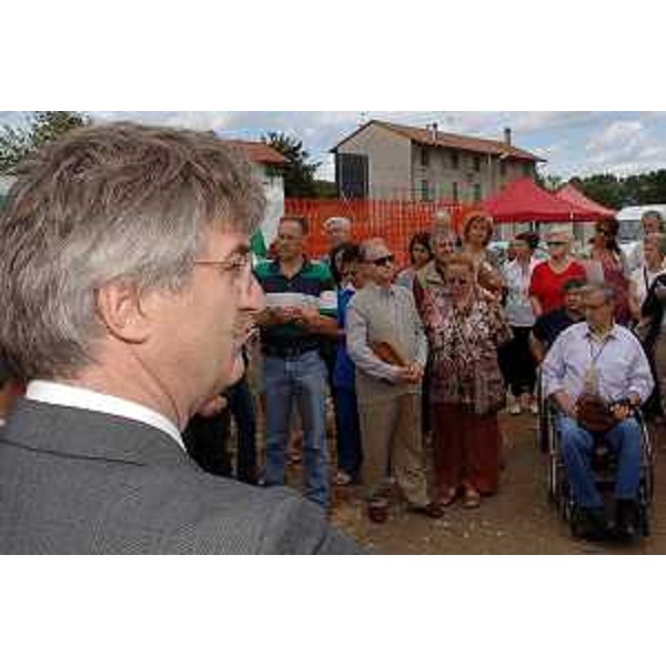 Renzo Tondo (Presidente Regione Friuli Venezia Giulia) alla posa della prima pietra del cento disabili Il Vecchio Rol, Ospedale Gervasutta. (Udine 21/07/08)