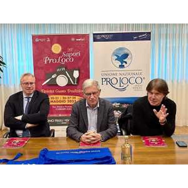 L'assessore regionale alle Attività produttive e turismo, Sergio Emidio Bini (a destra), con il presidente del Comitato regionale Unpli del Friuli Venezia Giulia, Valter Pezzarini, al centro, e il presidente del Consiglio regionale, Mauro Bordin - Udine, 16 maggio 2023 - L'assessore regionale alle Attività produttive e turismo, Sergio Emidio Bini (a destra), con il presidente del Comitato regionale Unpli del Friuli Venezia Giulia, Valter Pezzarini, al centro, e il presidente del Consiglio regionale, Mauro Bordin - Udine, 16 maggio 2023