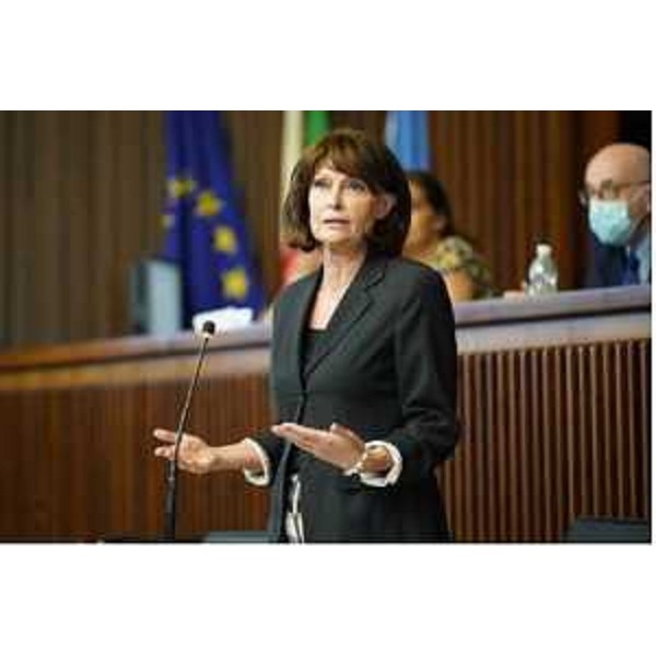 L'assessore regionale al Lavoro Alessia Rosolen - L'assessore regionale al Lavoro Alessia Rosolen