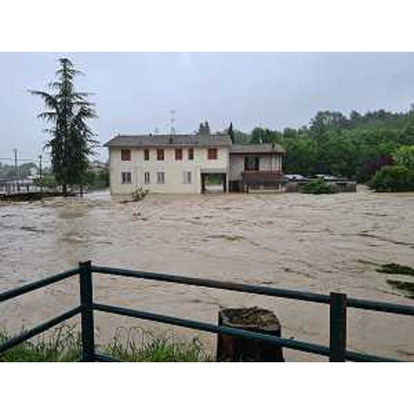 L'alluvione che ha colpito l'Emilia-Romagna. - L'alluvione che ha colpito l'Emilia-Romagna.
