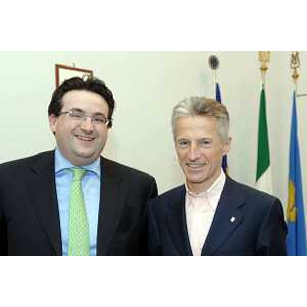 Riccardo Illy (Presidente Regione Friuli Venezia Giulia) con Stefano Mario Fantinel (Presidente Triestina Calcio) (Trieste, 13/04/06)