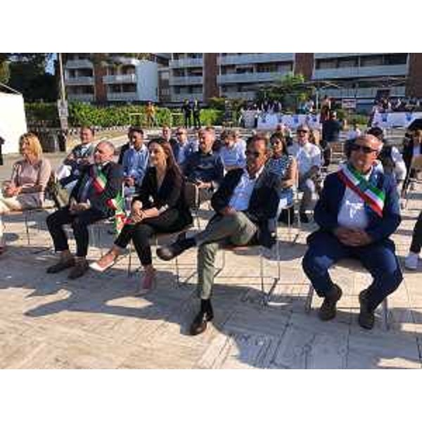 Tra i presenti anche i consiglieri regionali Maddalena Spagnolo (Lega) e, alla sua sinistra, Mauro Di Bert (Fedriga presidente) - Tra i presenti anche i consiglieri regionali Maddalena Spagnolo (Lega) e, alla sua sinistra, Mauro Di Bert (Fedriga presidente)