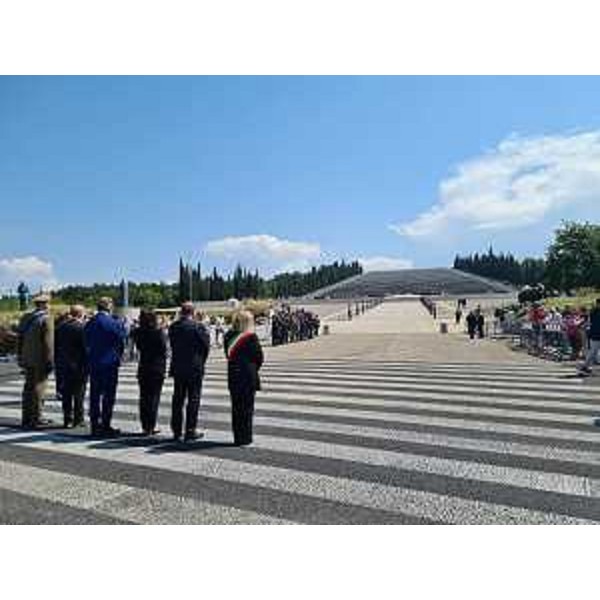 Le autorità al Sacrario di Redipuglia - Le autorità al Sacrario di Redipuglia