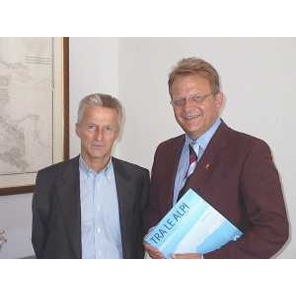 Riccardo Illy (Presidente Friuli Venezia Giulia) e Peter Ambrozy (Vicepresidente Land Carinzia e Assessore Sanità) a Trieste. (Trieste 16/09/03)