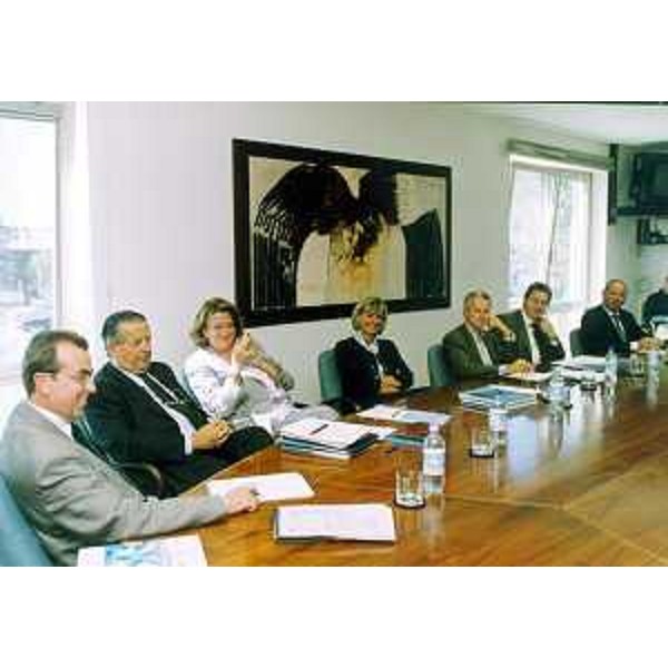 Riccardo Illy (Presidente Friuli Venezia Giulia) nel corso dell'incontro con Maria Cristina Pedicchio (Presidente AREA Science Park) e Diana Bracco (Presidente Federchimica e Presidente e Amministratore delegato Gruppo Bracco). (Trieste 17/09/03)