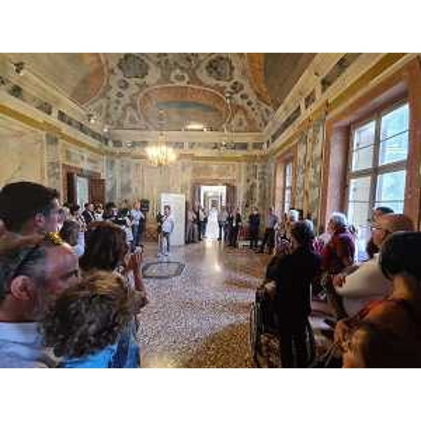 Un momento dell'inaugurazione all'interno di Villa Manin - Un momento dell'inaugurazione all'interno di Villa Manin