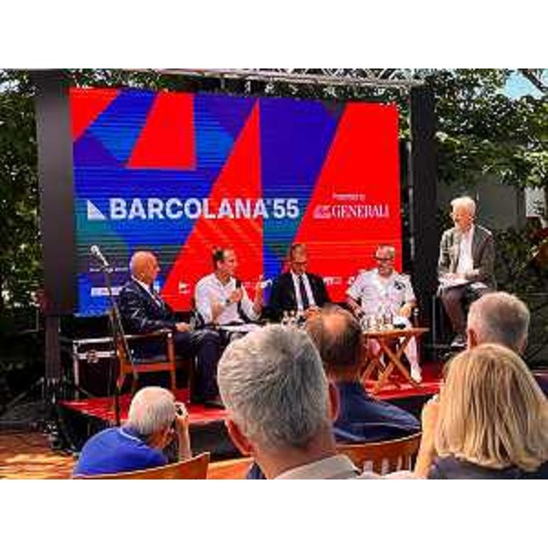 Il governatore del Friuli Venezia Giulia Massimiliano Fedriga nella sede della Società Velica di Barcola e Grignano allapertura delle iscrizioni alla Barcolana55. - Il governatore del Friuli Venezia Giulia Massimiliano Fedriga nella sede della Società Velica di Barcola e Grignano allapertura delle iscrizioni alla Barcolana55.