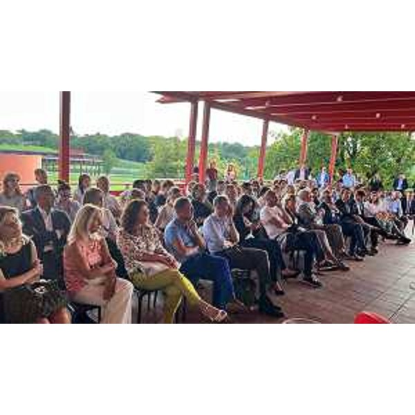 La folta platea presente all'evento - La folta platea presente all'evento