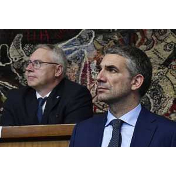 Lassessore regionale alle Autonomie locali Pierpaolo Roberti in Consiglio regionale - Lassessore regionale alle Autonomie locali Pierpaolo Roberti in Consiglio regionale