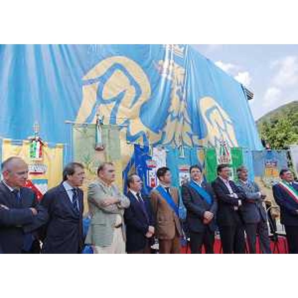 Autorità nel corso della Convention annuale di Friuli nel mondo a Meduno. (Meduno 03/08/08)