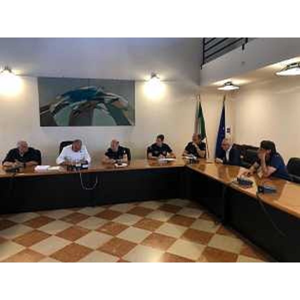 Il vertice nel municipio di Mortegliano con l'assessore Riccardi. - Il vertice nel municipio di Mortegliano con l'assessore Riccardi.