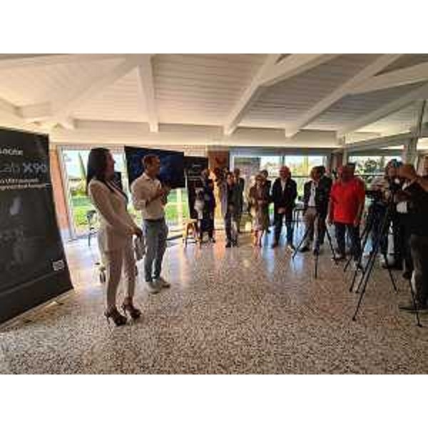 Il governatore Massimiliano Fedriga interviene alla presentazione del nuovo sistema ecografico di Esaote a Premariacco - Il governatore Massimiliano Fedriga interviene alla presentazione del nuovo sistema ecografico di Esaote a Premariacco